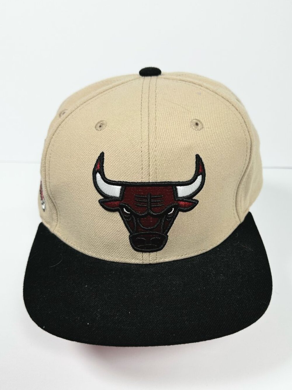 Chicago‎ Bulls NBA Basketball Mitchell & Ness 40th Anniversary Snapback Hat